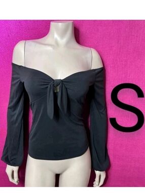 🆕Black Off Shoulder Long Sleeve Blouse   Size S